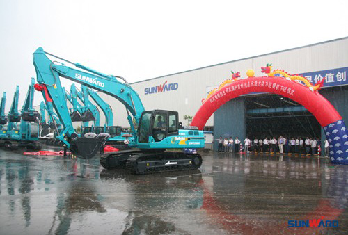 First Hybrid Excavator in China Independently Innovated by SUNWARD Rolled off th