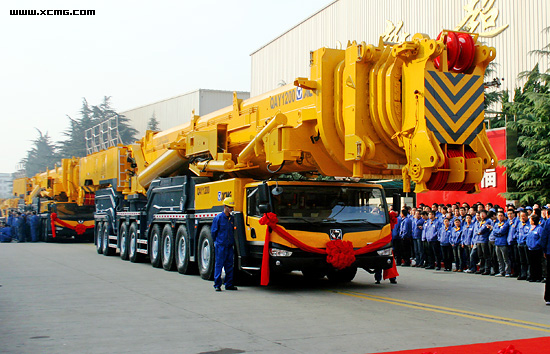 Contact Shanghai Bauma Exhibition, XCMG Vows to Become World-class Company