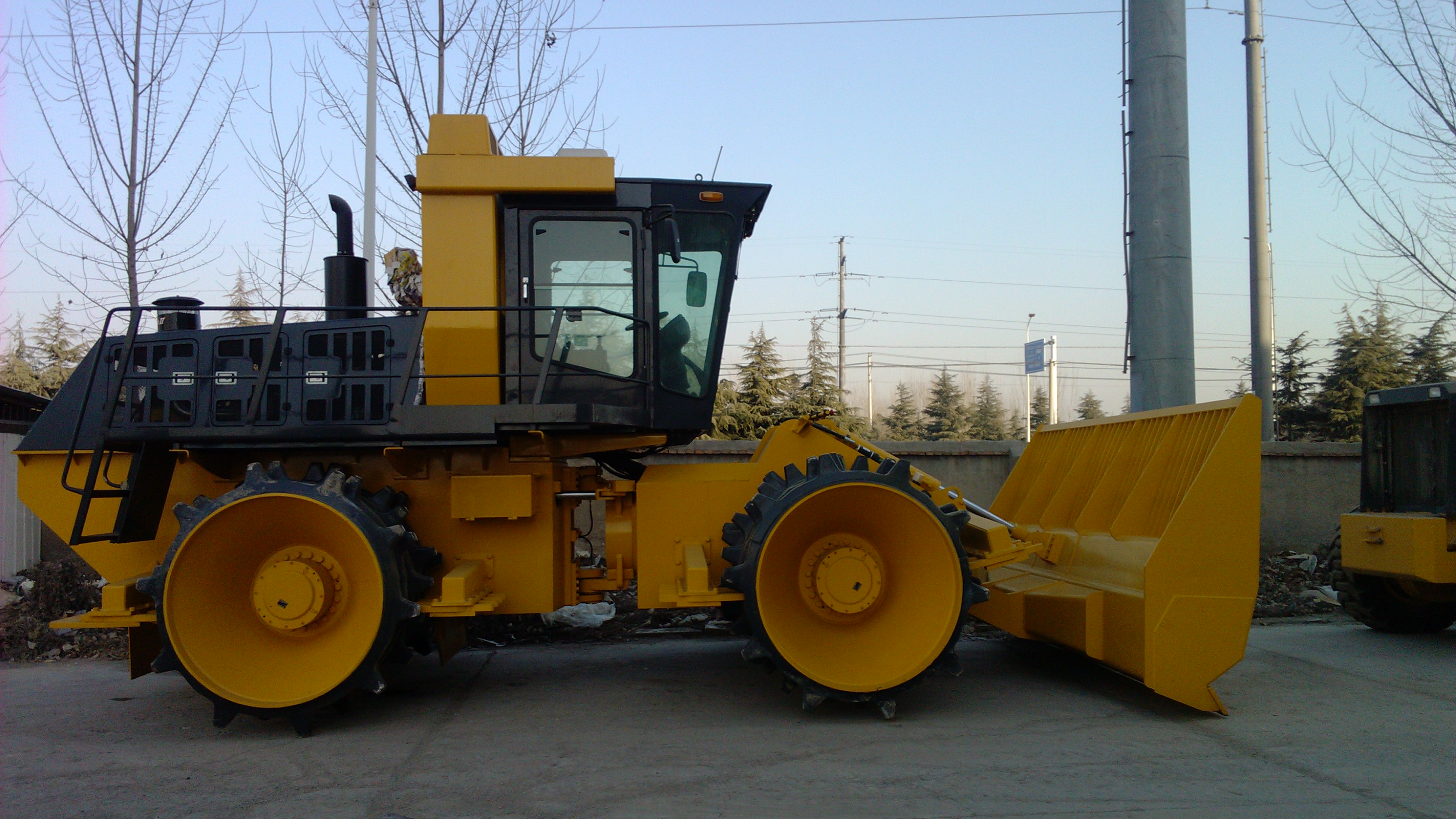 SR32YR Compactor Shipped To Algeria