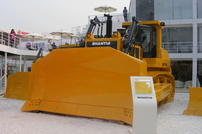 Shantui launches largest ever dozer 