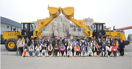 Caterpillar Qingzhou Welcomes Thailand Dealers and Customers