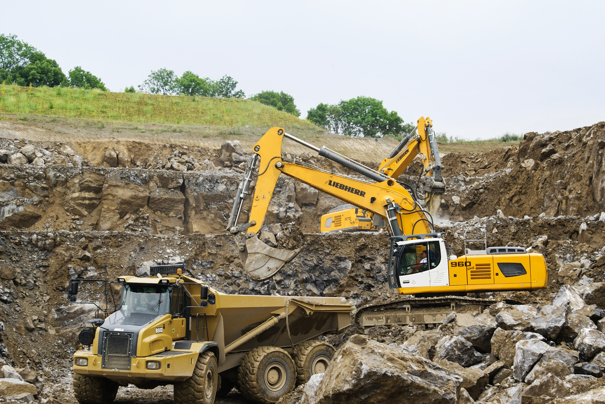 Liebherr R 960 SME Litronic