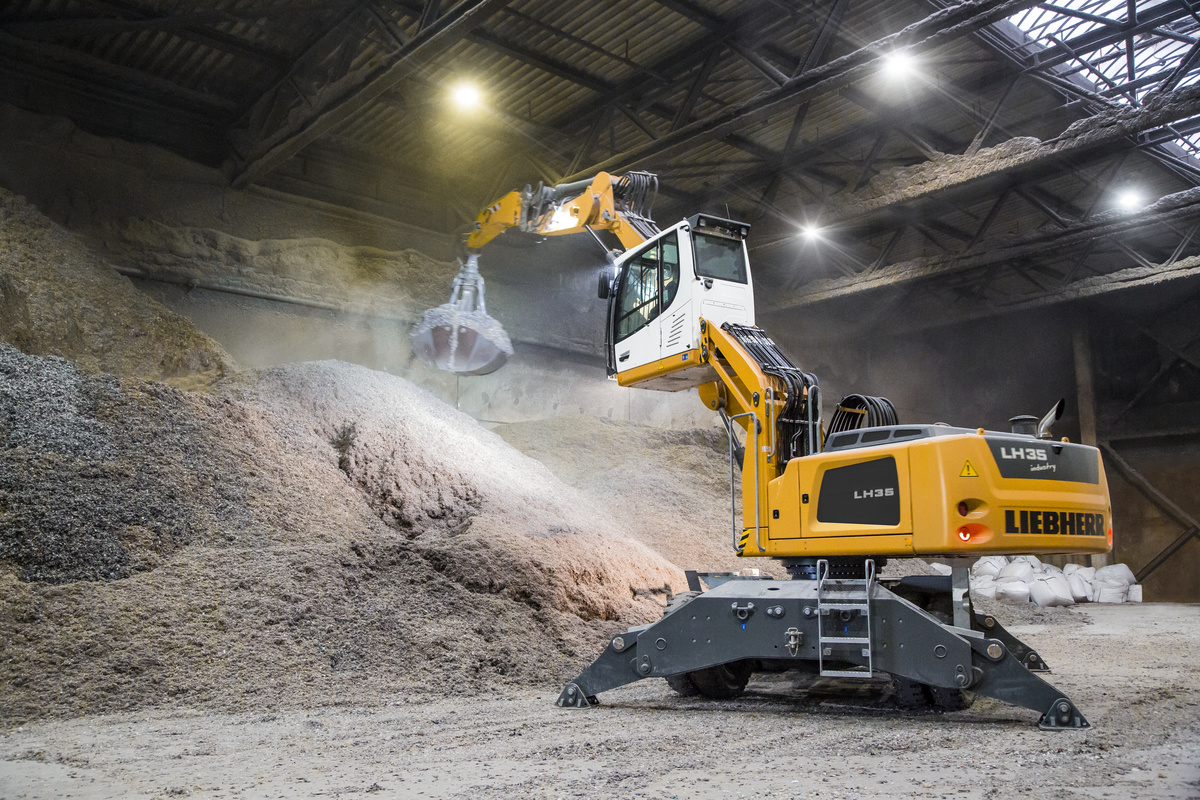 Liebherr LH 35 M Industry Litronic