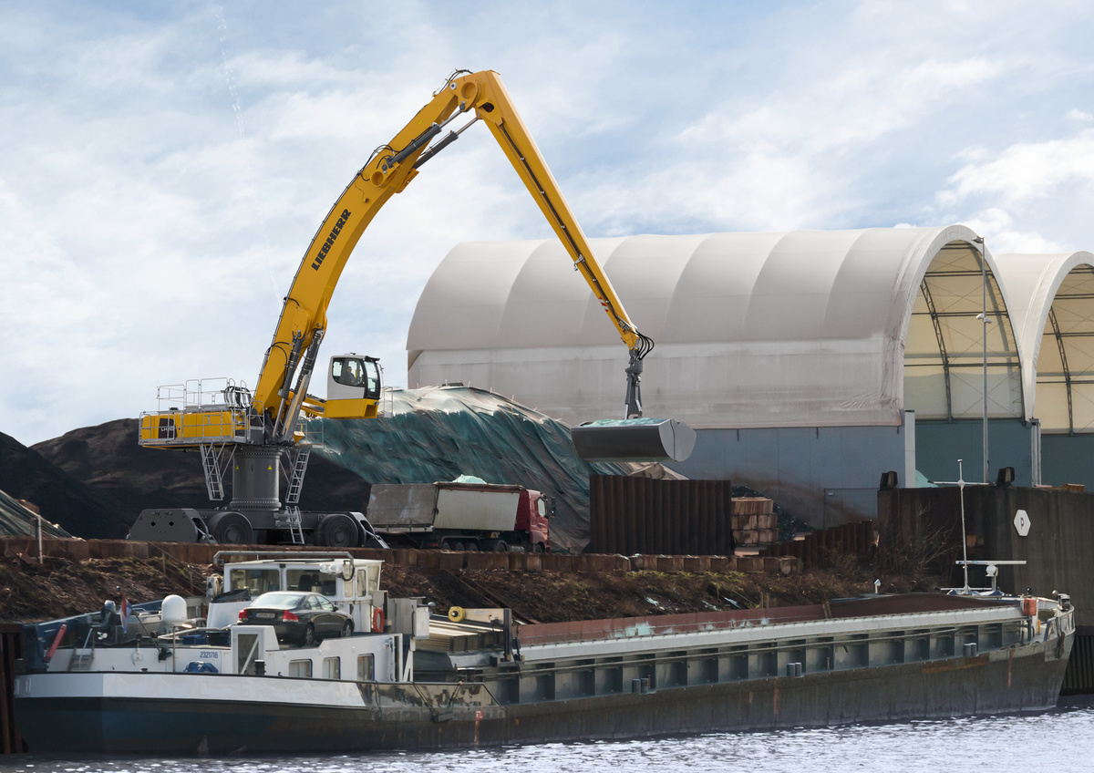 Liebherr LH 110 M High Rise Port Litronic