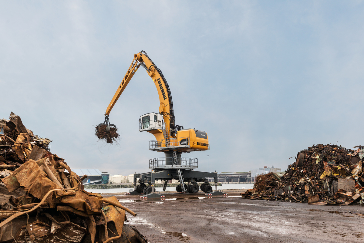 Liebherr LH 150 M High Rise Industry Litronic