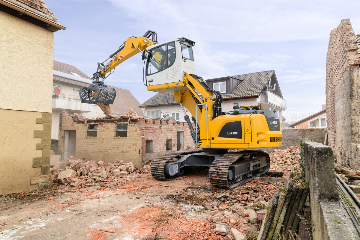 Liebherr LH 22 C Industry Litronic