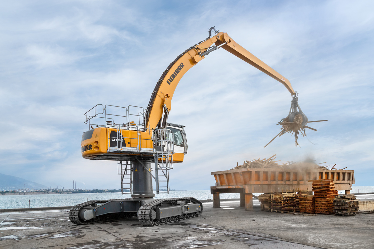 Liebherr LH 50 C High Rise Industry Litronic