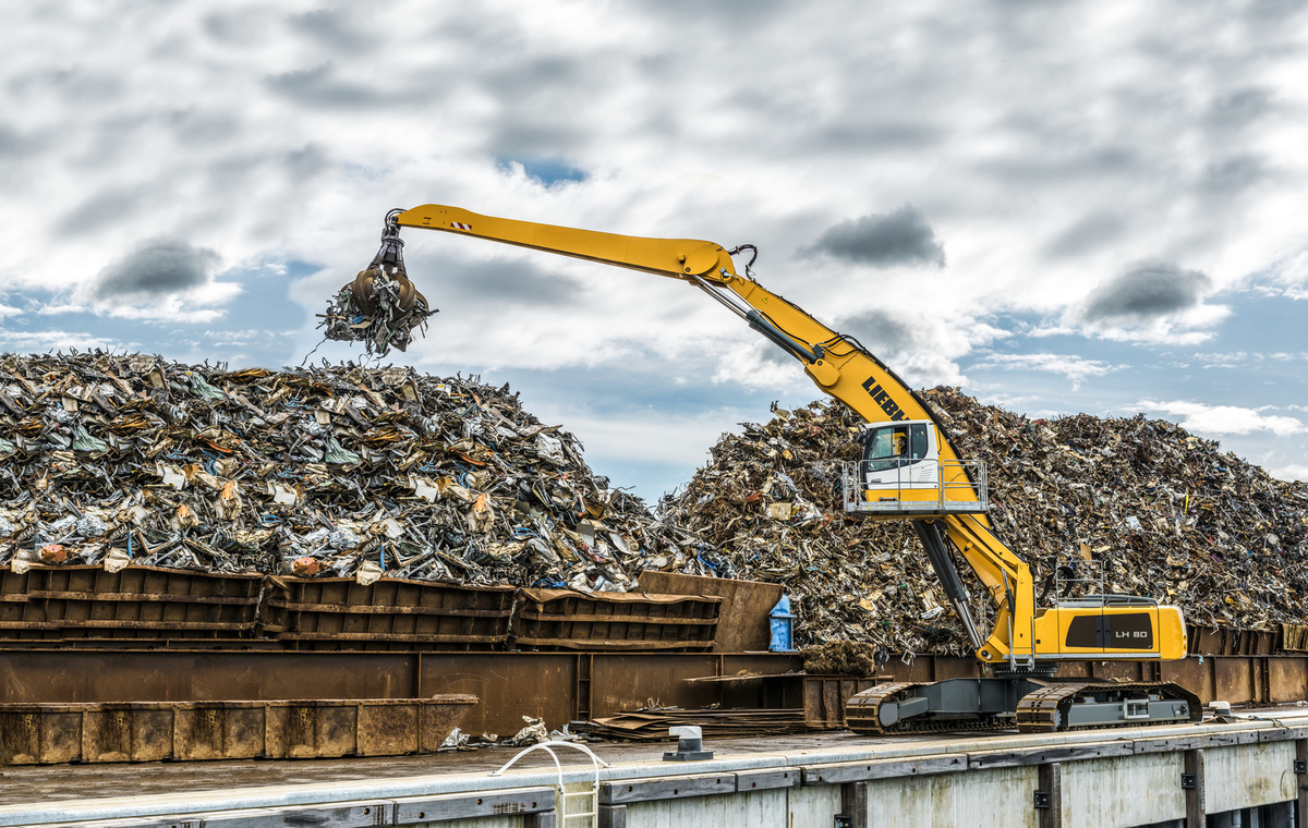Liebherr LH 80 C Industry Litronic