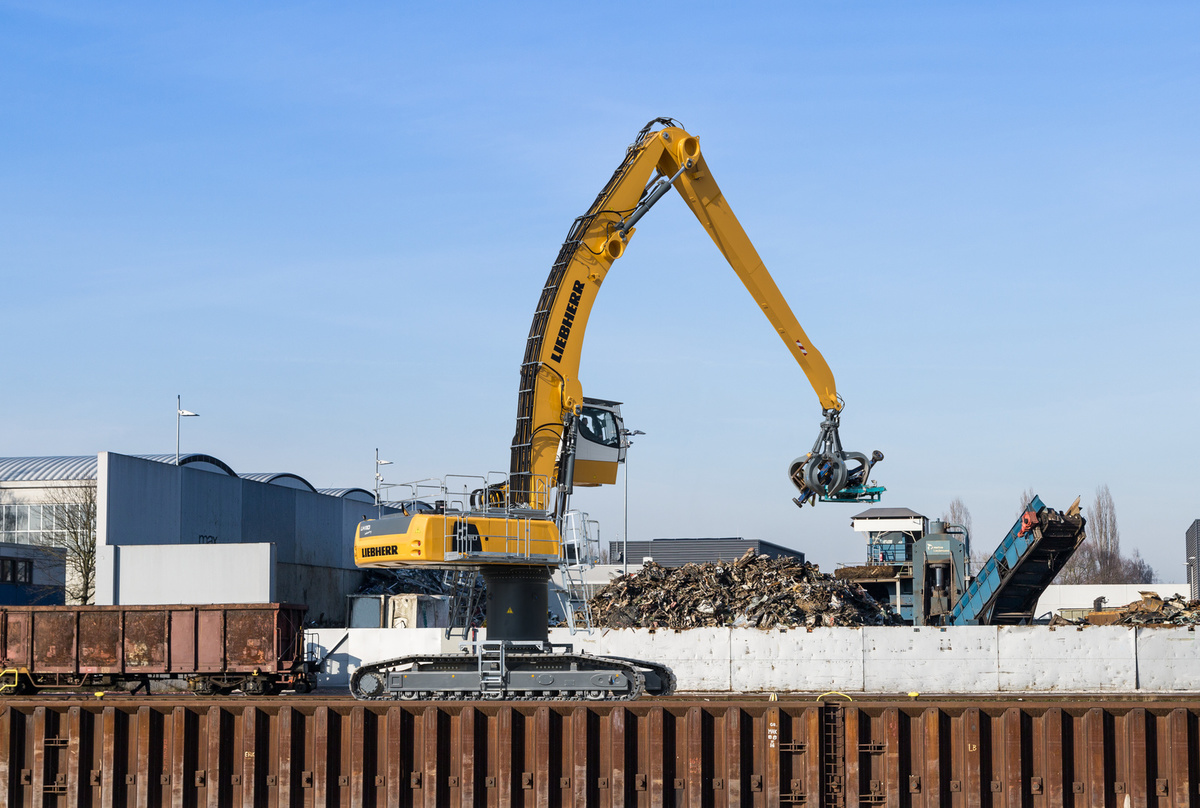 Liebherr LH 110 C High Rise Industry Litronic
