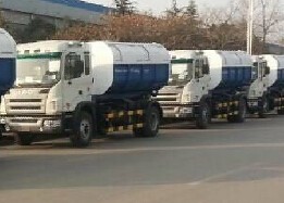 XCMG Environment exports garbage trucks with demountable carriage to West Africa in batch 