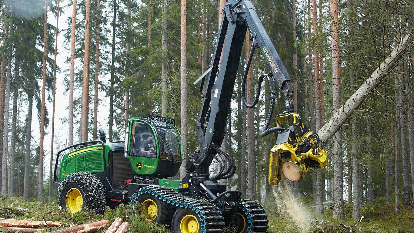 DEERE 1470G Wheeled Harvester Wheeled Harvesters
